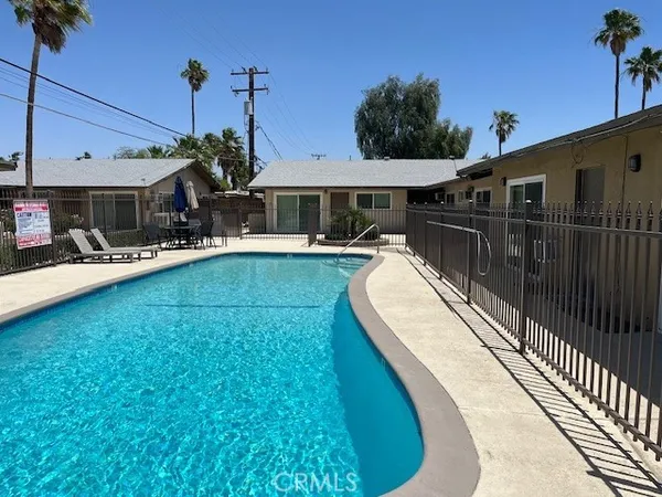 $1,395 | 686 East Cottonwood Road, Unit F, Palm Springs, CA 92262