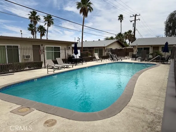 $1,395 | 686 East Cottonwood Road, Unit F, Palm Springs, CA 92262