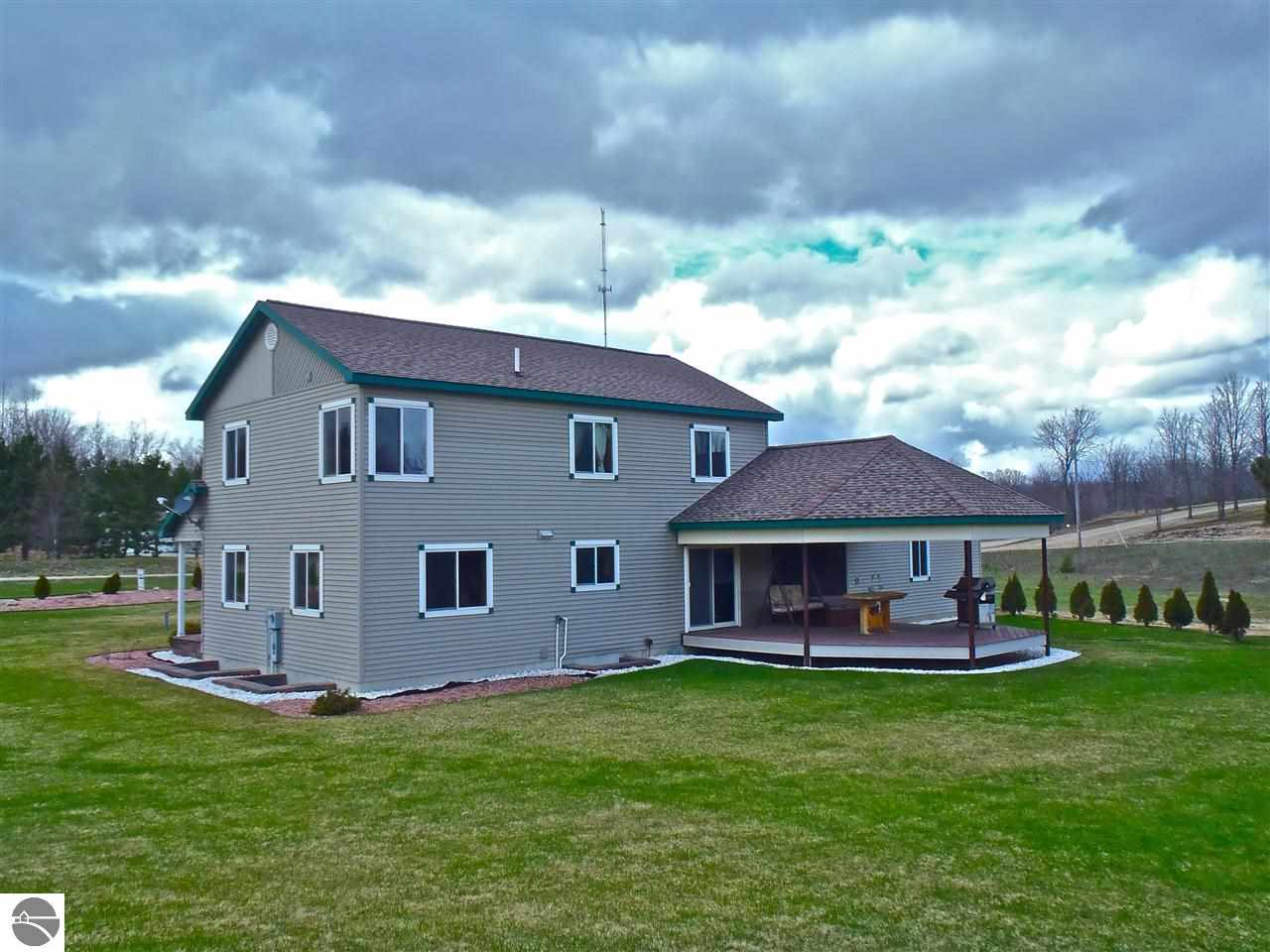 6615 Summit City Road Kingsley, MI 49649 - Photo 2 of 52 1783635-1.JPG