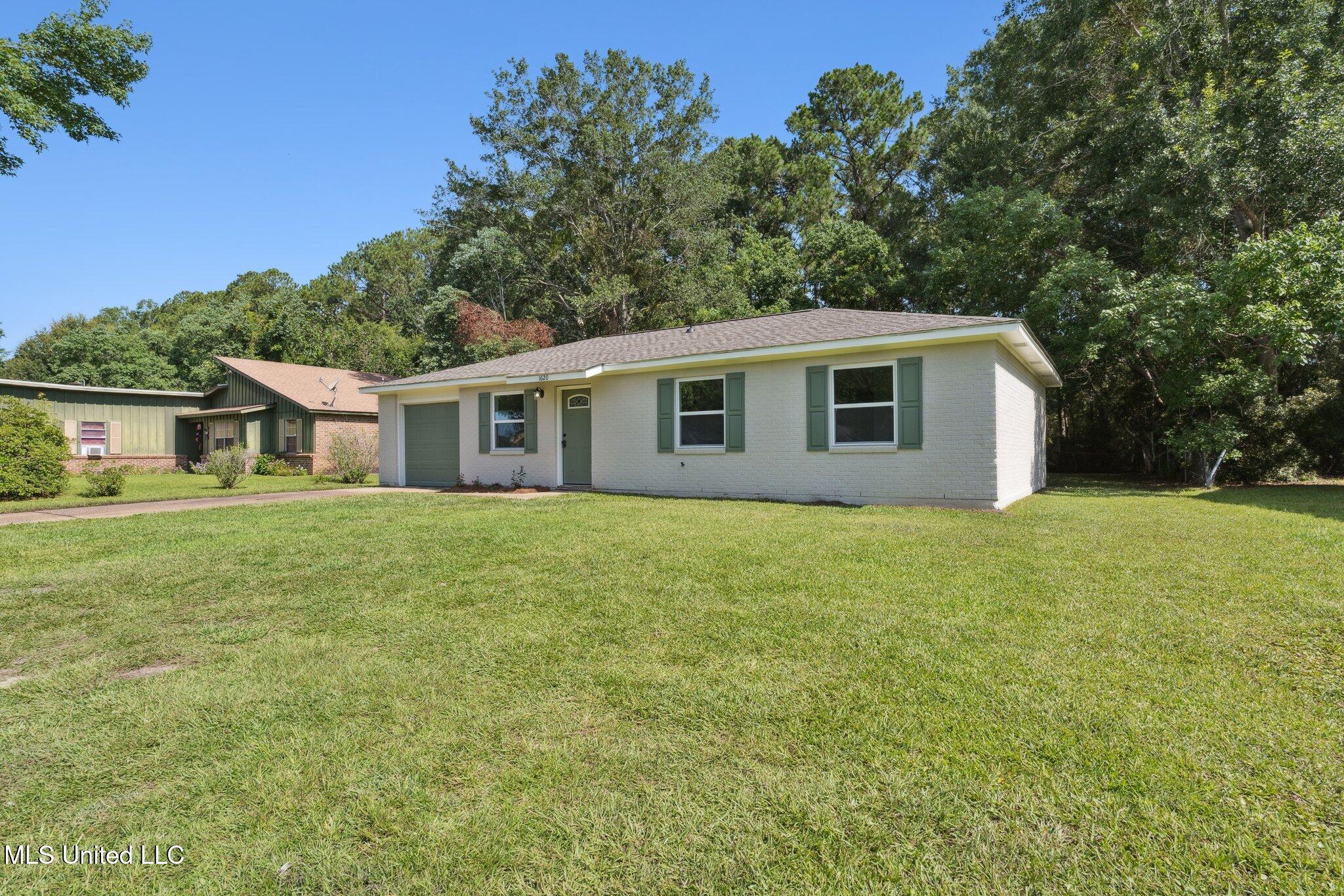 1620 Timber Lane Road Gautier, MS 39553 - Photo 2 of 16 015