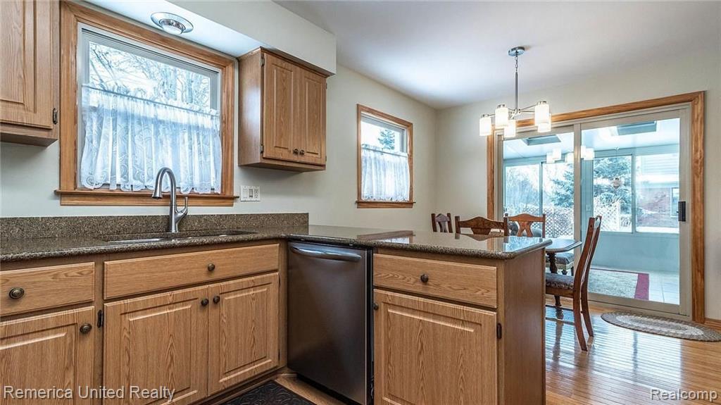 24117 Woodham Road Novi, MI 48374 - Photo 19 of 50