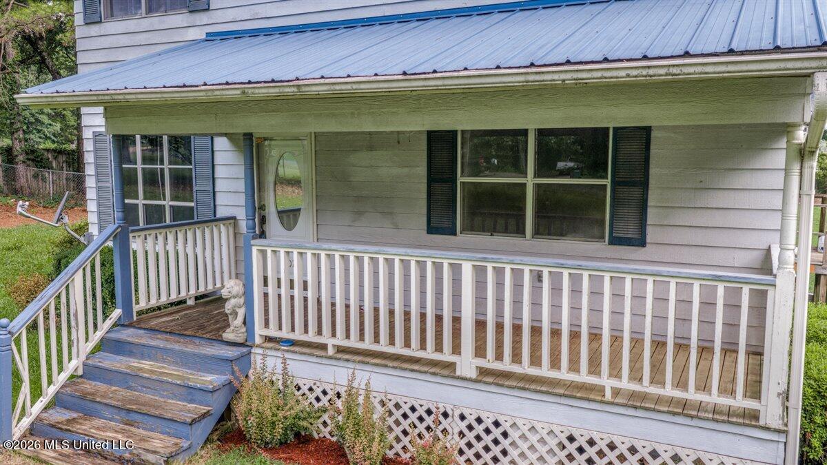 207 Forest Hill Road Byhalia, MS 38611 - Photo 2 of 39 38-DJI_20260602101615_0651_D