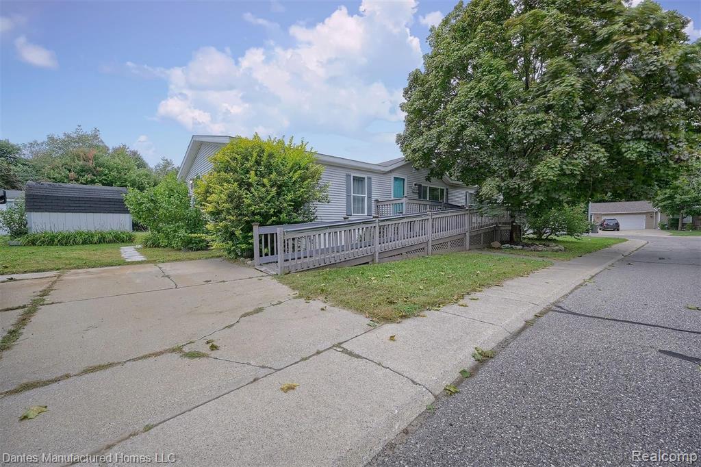 2500 Mann Road Clarkston, MI 48346 - Photo 3 of 30