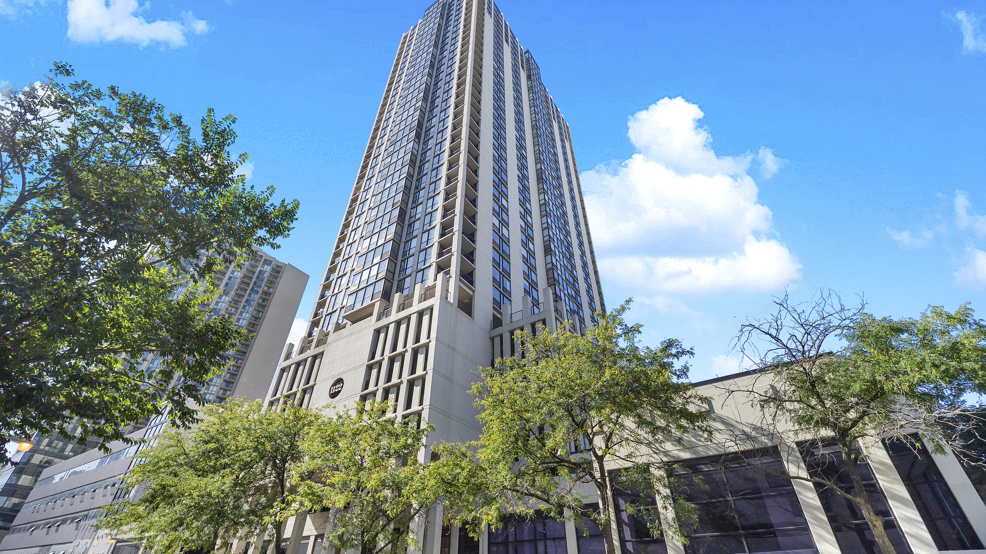 1122 North Clark Street, Unit 3808 Chicago, IL 60610 - Photo 1 of 29 a view of a multi story building