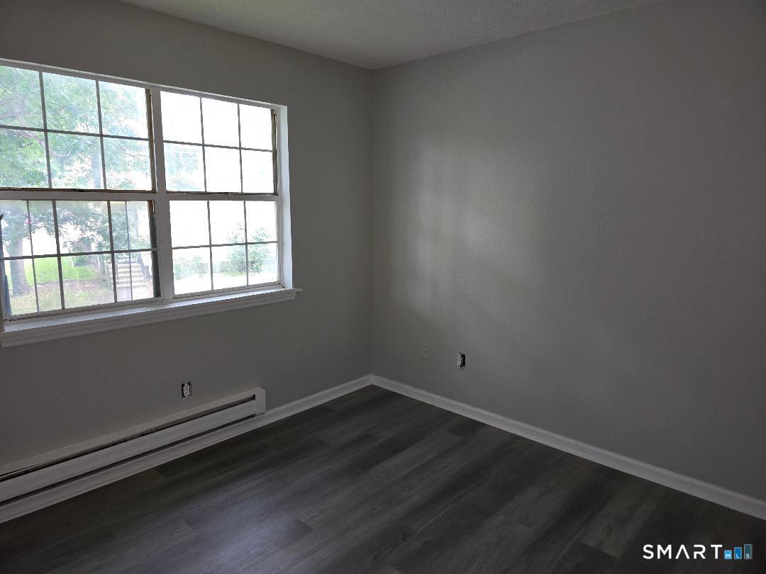 116 Angel Drive, Unit D Waterbury, CT 06708 - Photo 4 of 6
