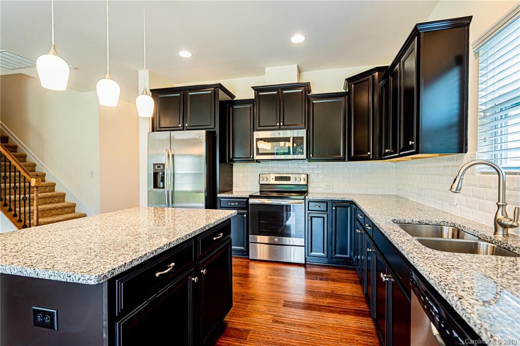 11132 Chapeclane Road Charlotte, NC 28278 - Photo 12 of 36 Gallery Image 12