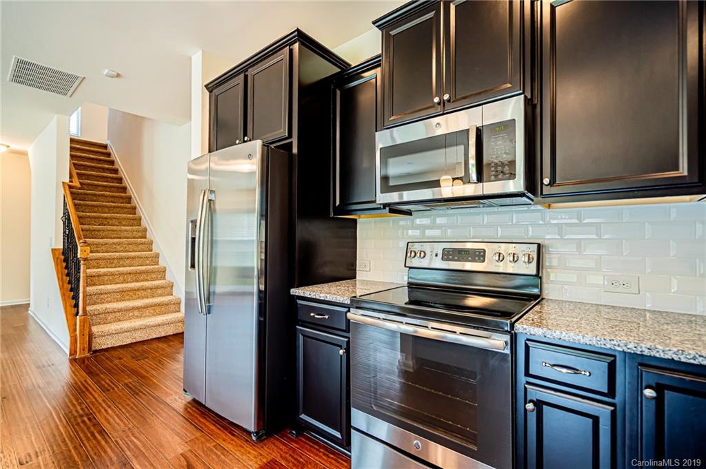 11132 Chapeclane Road Charlotte, NC 28278 - Photo 13 of 36 Gallery Image 13