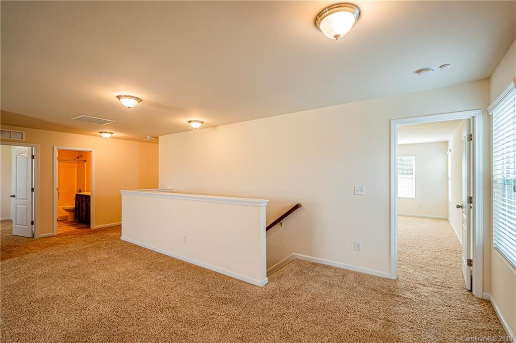 11132 Chapeclane Road Charlotte, NC 28278 - Photo 16 of 36 Gallery Image 16