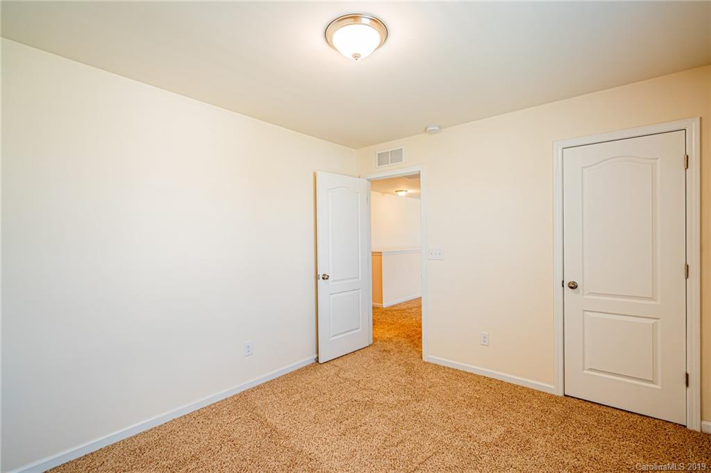11132 Chapeclane Road Charlotte, NC 28278 - Photo 19 of 36 Gallery Image 19