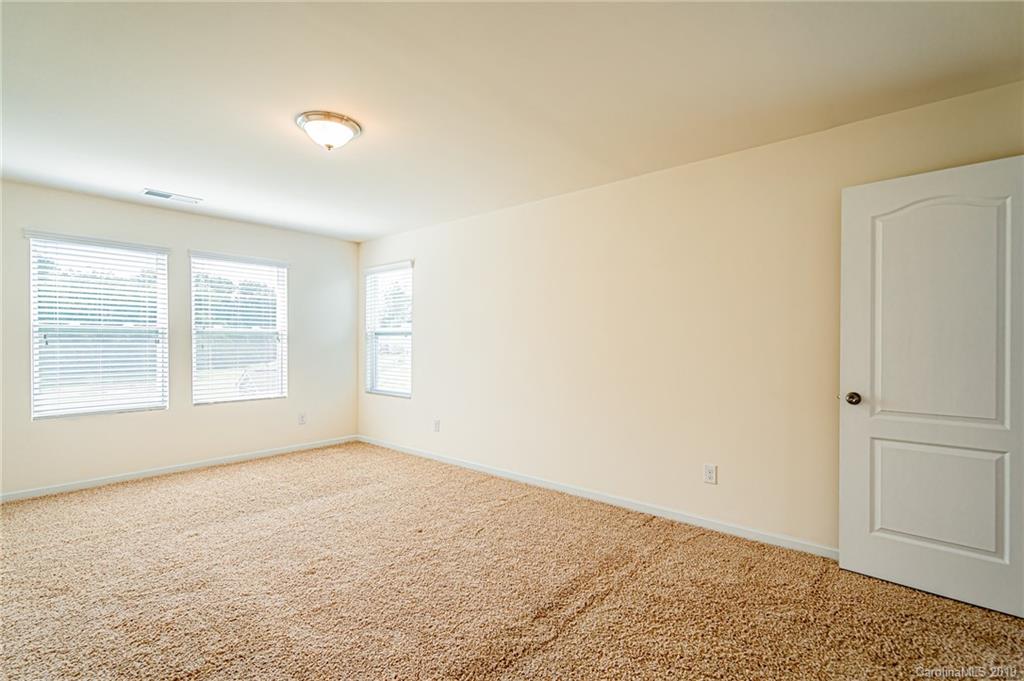 11132 Chapeclane Road Charlotte, NC 28278 - Photo 21 of 36 Gallery Image 21