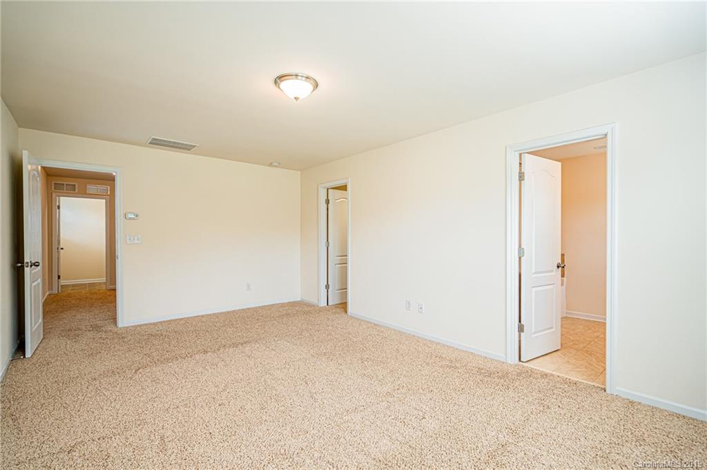 11132 Chapeclane Road Charlotte, NC 28278 - Photo 22 of 36 Gallery Image 22