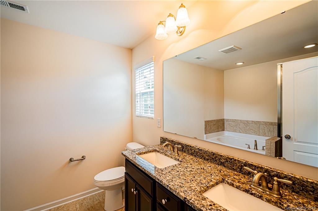 11132 Chapeclane Road Charlotte, NC 28278 - Photo 23 of 36 Gallery Image 23