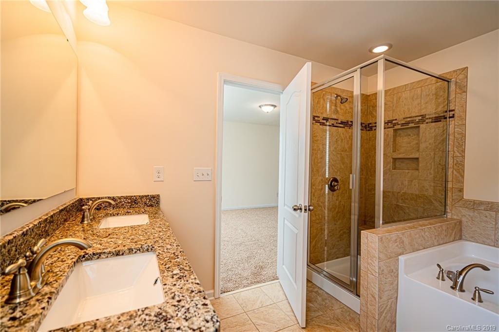 11132 Chapeclane Road Charlotte, NC 28278 - Photo 25 of 36 Gallery Image 25