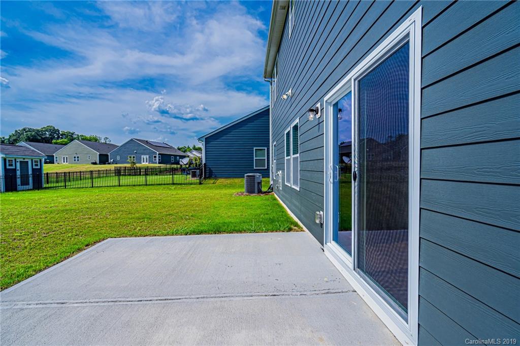 11132 Chapeclane Road Charlotte, NC 28278 - Photo 27 of 36 Gallery Image 27