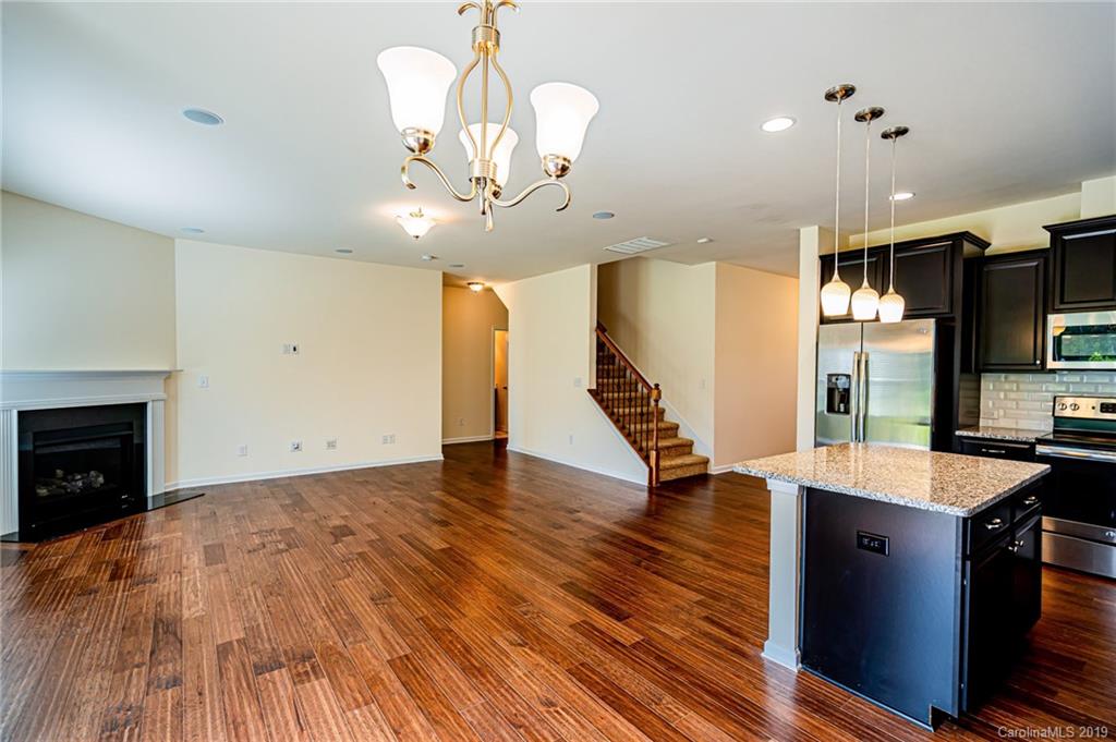 11132 Chapeclane Road Charlotte, NC 28278 - Photo 9 of 36 Gallery Image 9