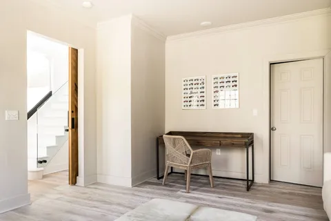 $2,995,000 | 32 Deep 6 Drive, East Hampton, NY 11937