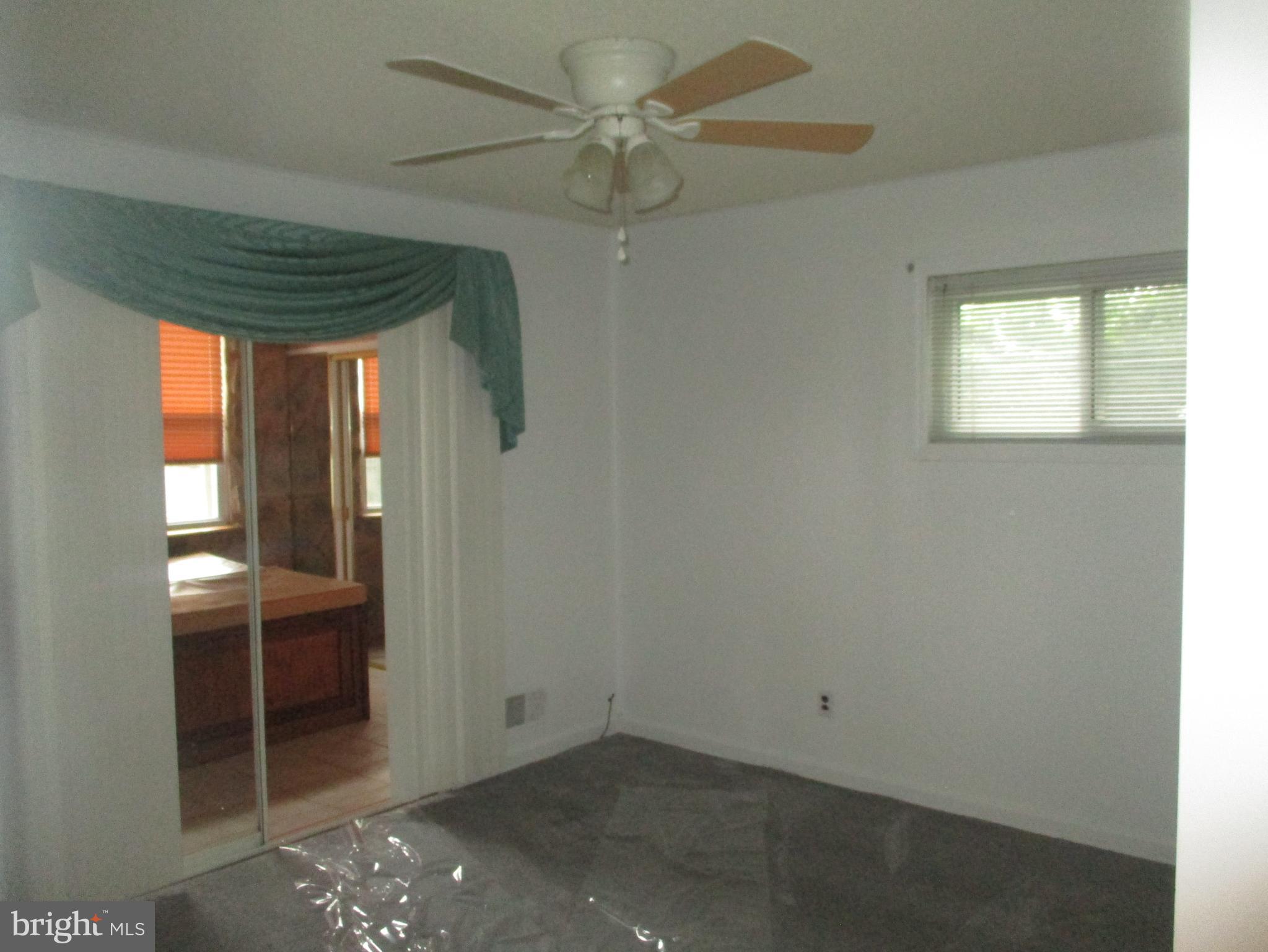 147 East Evesham Road Runnemede, NJ 08078 - Photo 15 of 28