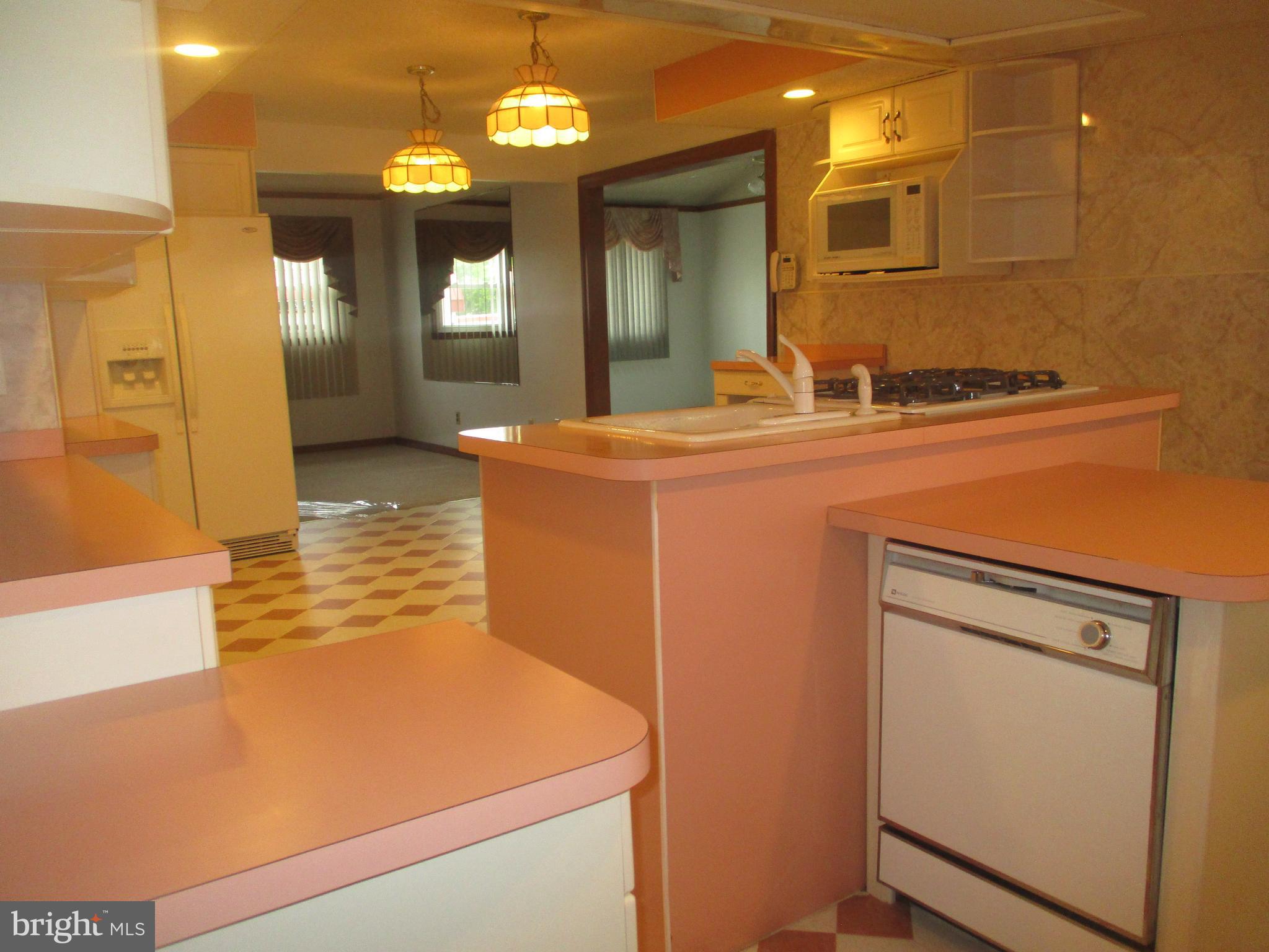 147 East Evesham Road Runnemede, NJ 08078 - Photo 9 of 28