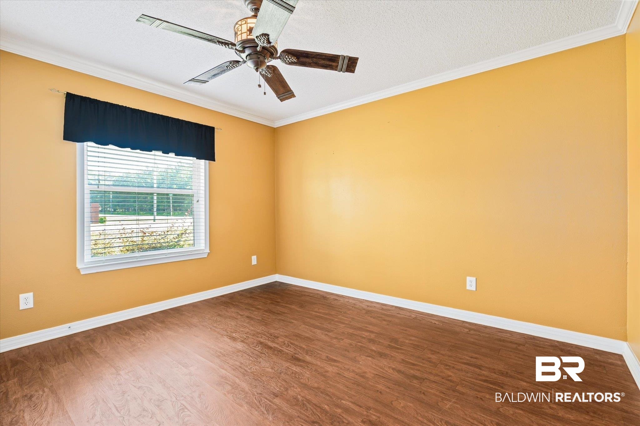 1924 South Bay Street Foley, AL 36535 - Photo 5 of 42 Office/Bedroom/Flex Space