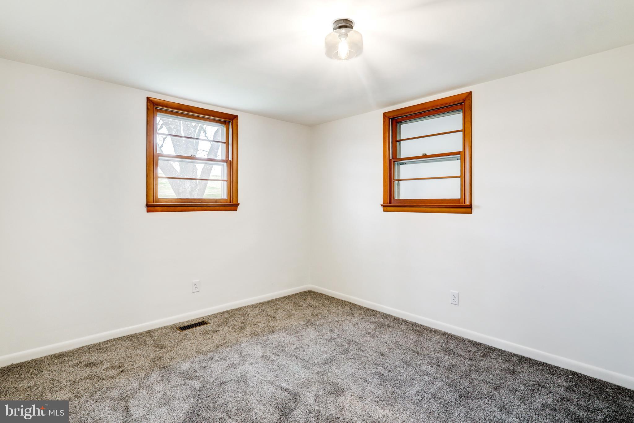 6428 York Road Spring Grove, PA 17362 - Photo 22 of 37