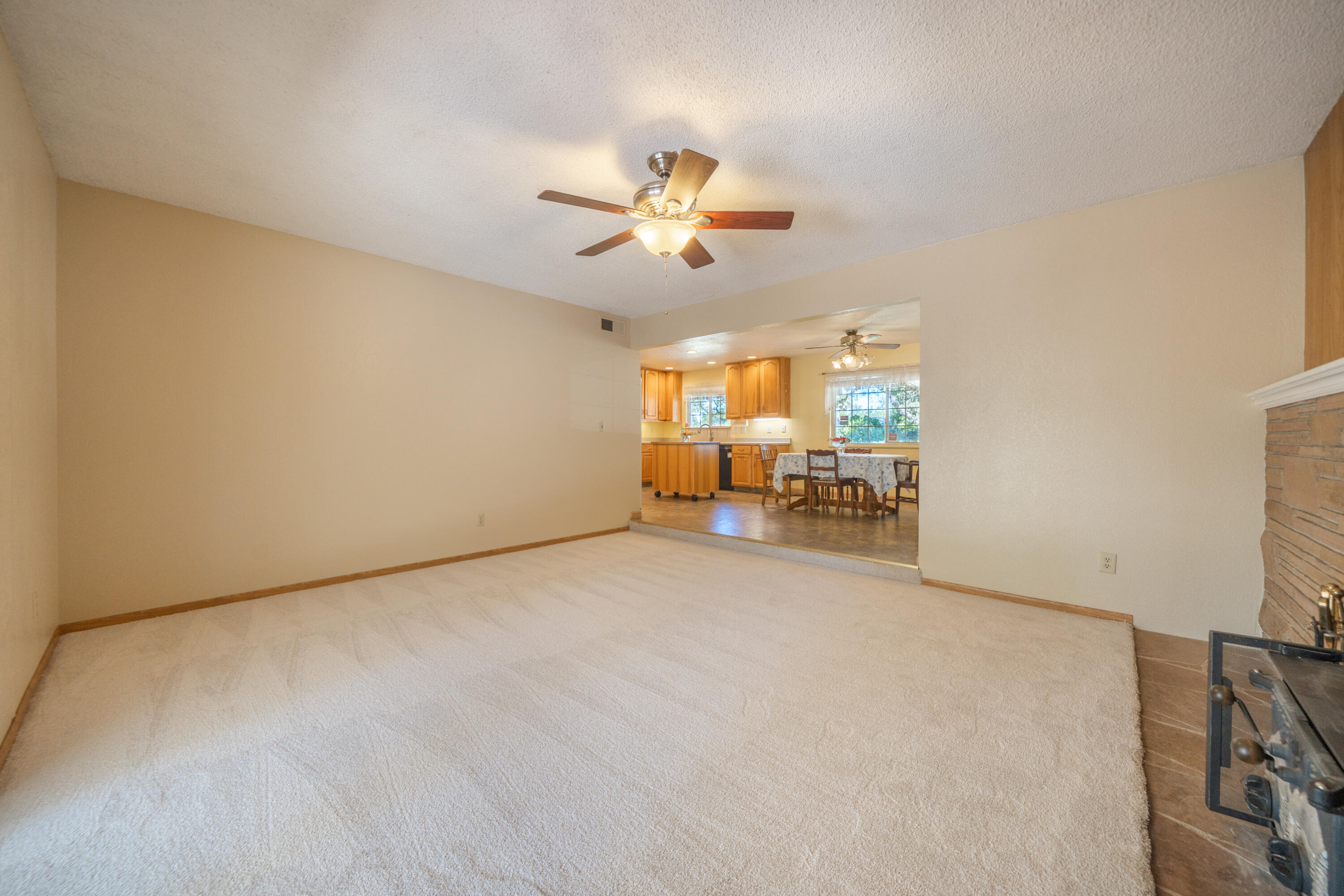 6908 Riata Drive Redding, CA 96002 - Photo 14 of 58 6908 Riata Dr-26