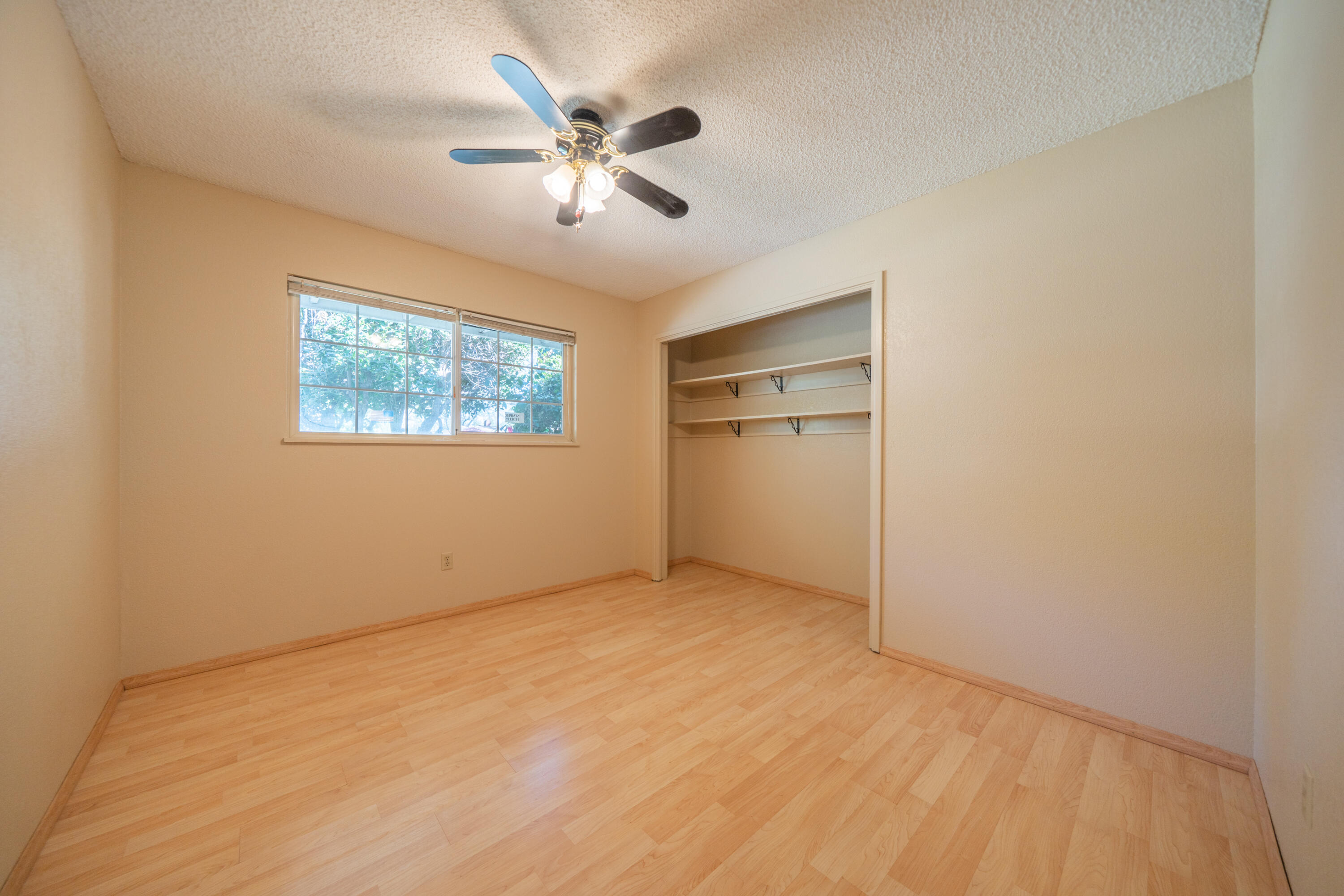 6908 Riata Drive Redding, CA 96002 - Photo 18 of 58 6908 Riata Dr-30