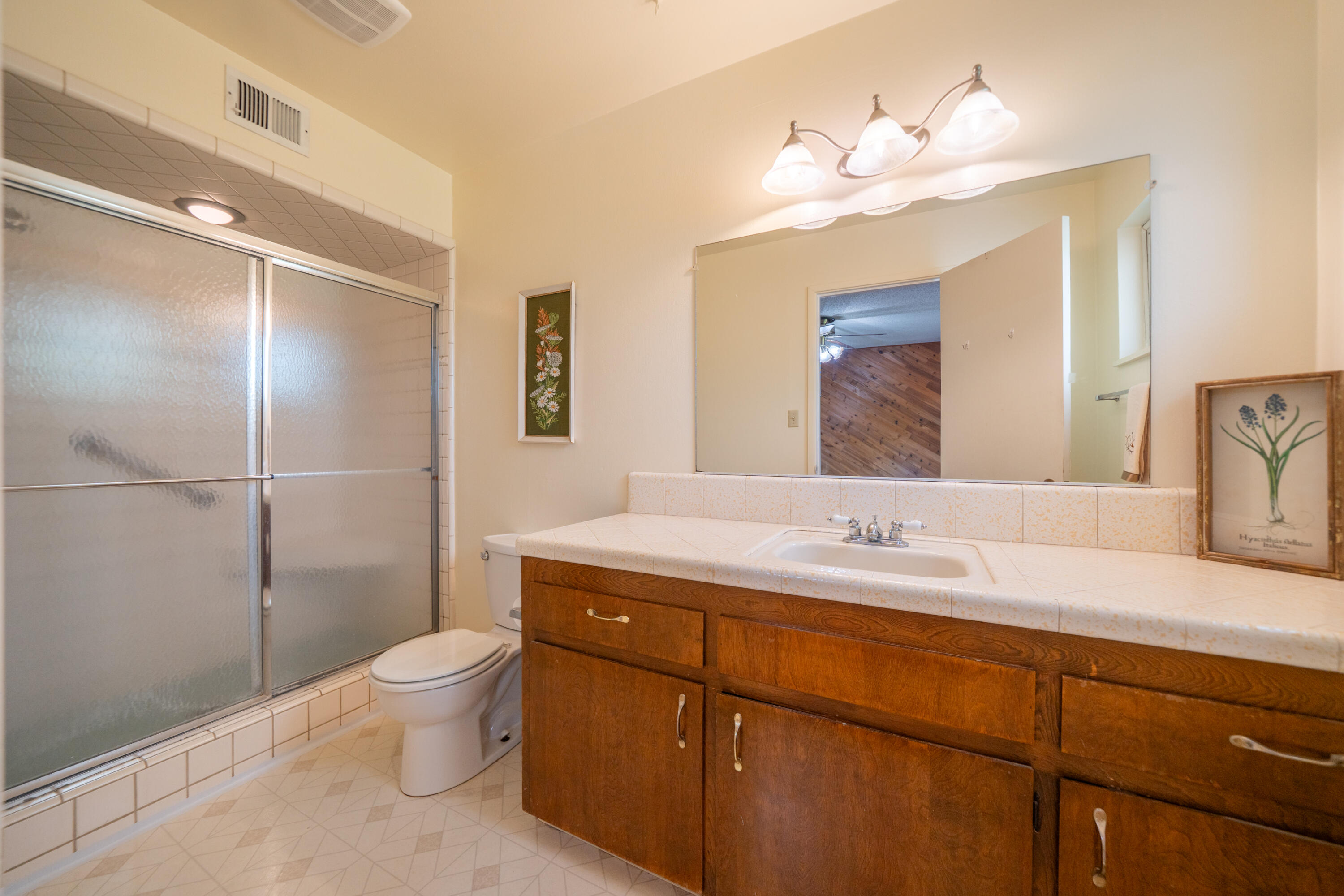 6908 Riata Drive Redding, CA 96002 - Photo 23 of 58 6908 Riata Dr-39