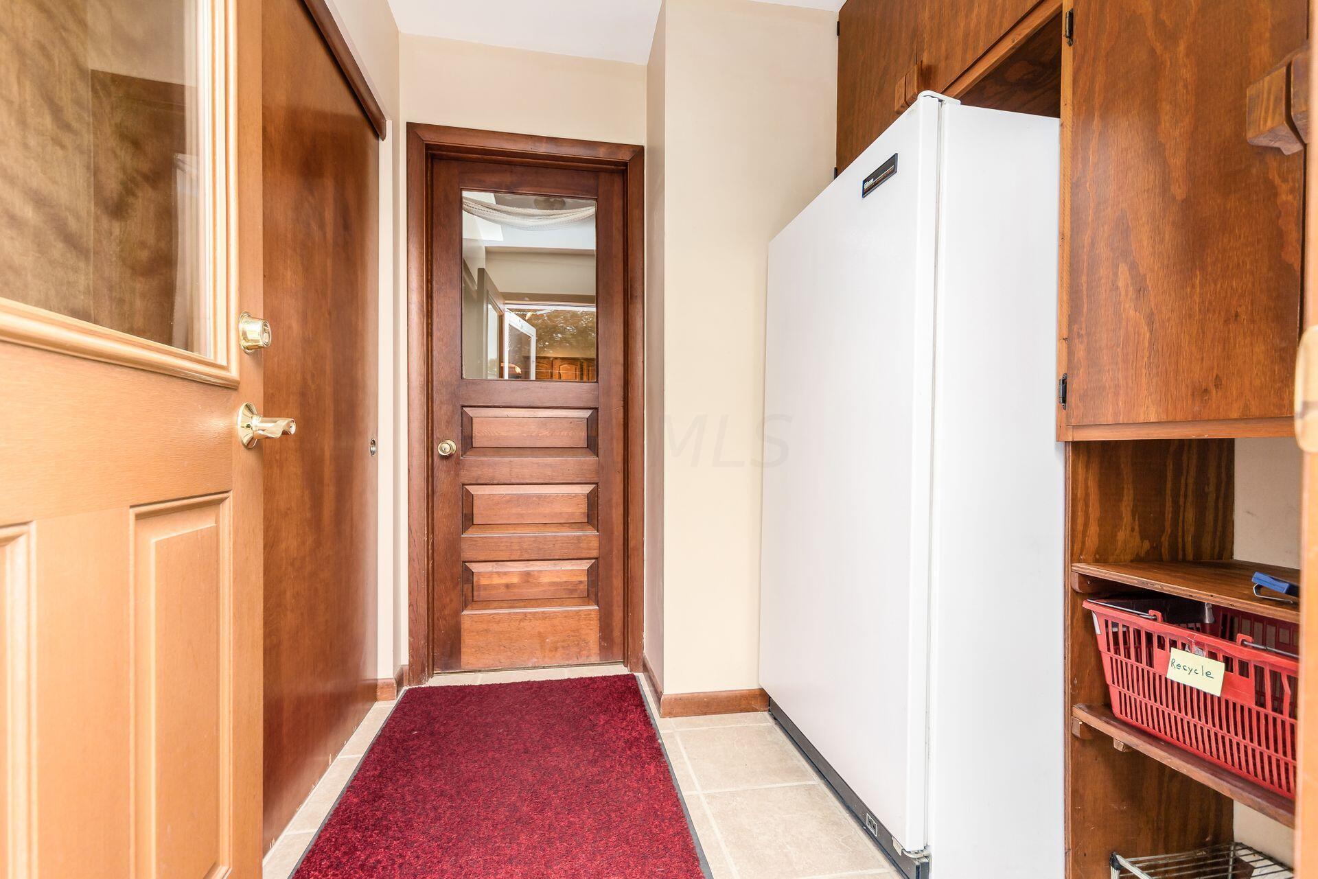 174 Fallis Road Columbus, OH 43214 - Photo 19 of 39 Gallery Image 19