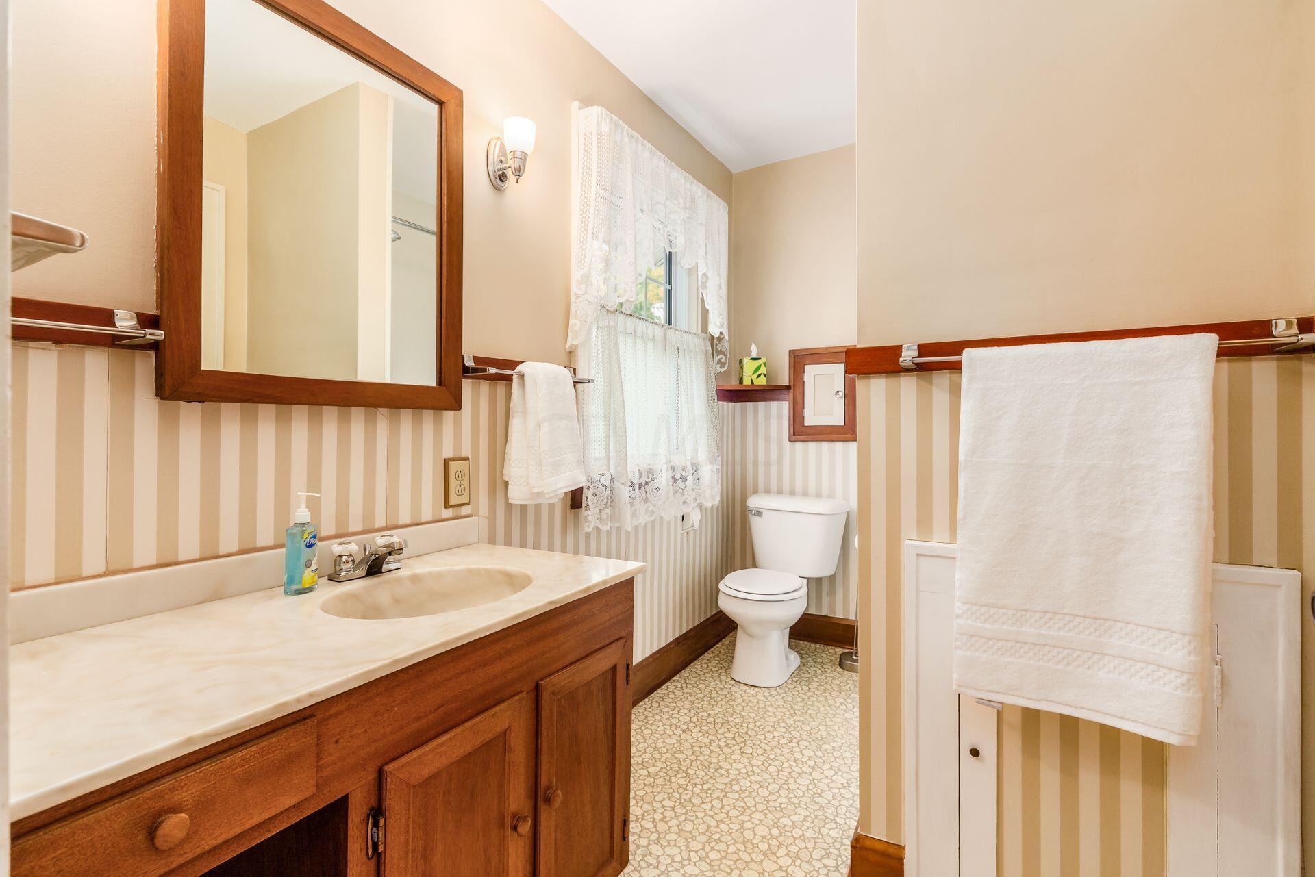 174 Fallis Road Columbus, OH 43214 - Photo 23 of 39 Gallery Image 23