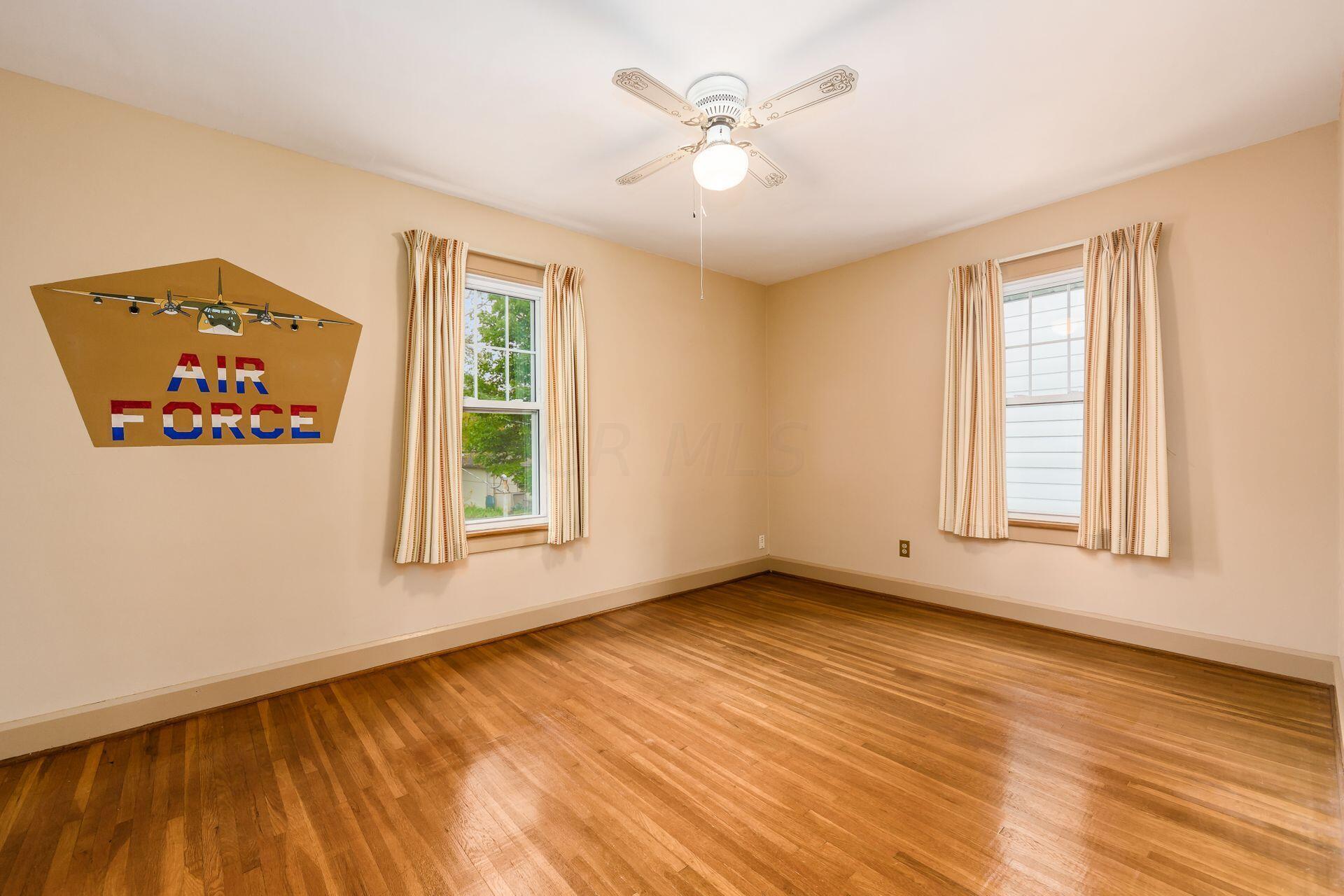 174 Fallis Road Columbus, OH 43214 - Photo 24 of 39 Gallery Image 24