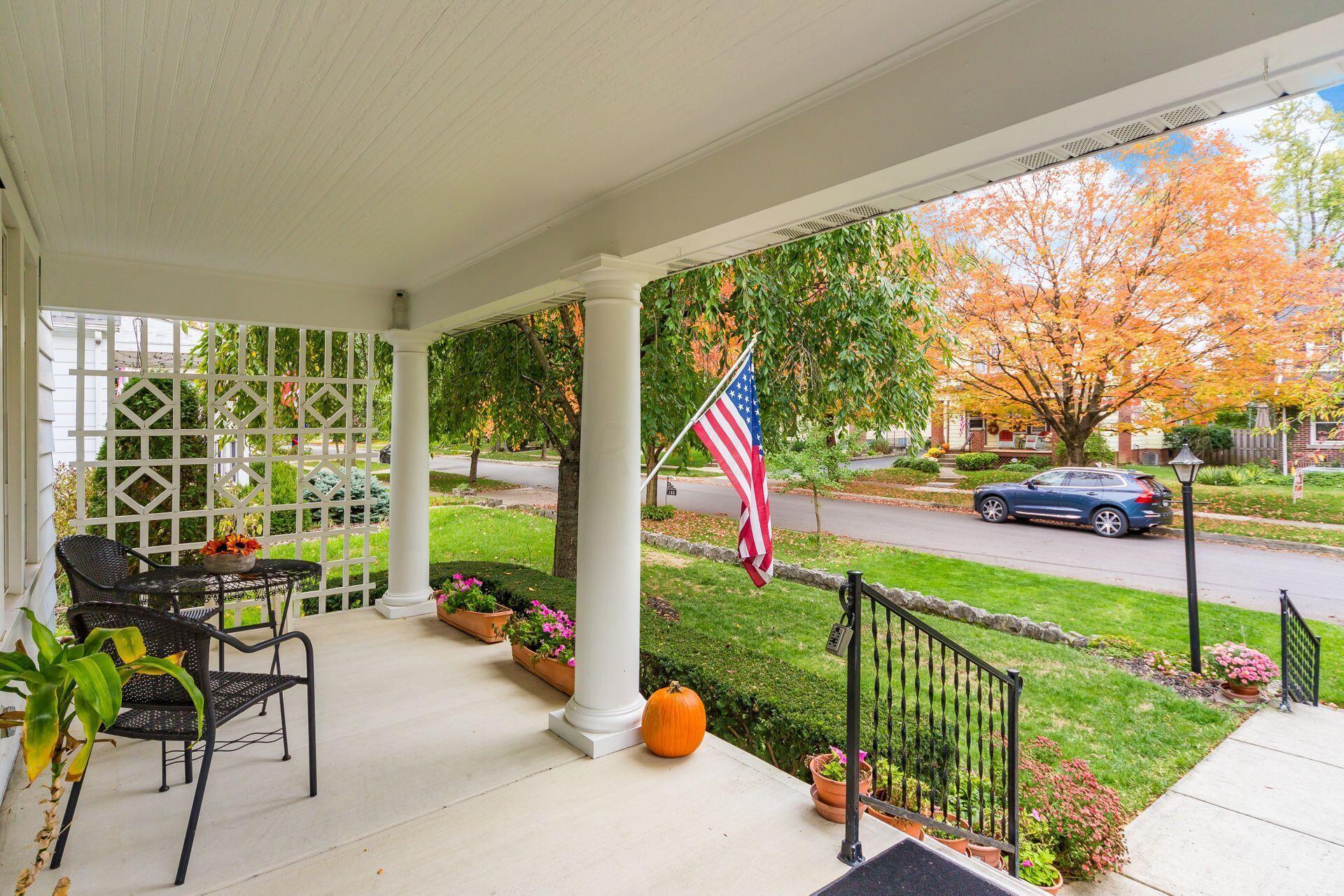 174 Fallis Road Columbus, OH 43214 - Photo 4 of 39 Gallery Image 4