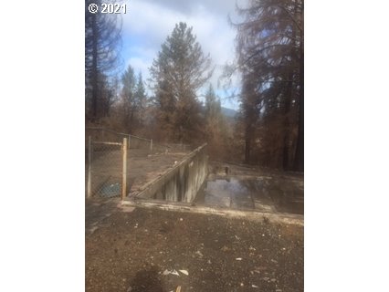 8385 Northeast Ridgecrest Court Otis, OR 97368 - Photo 10 of 23 Gallery Image 10