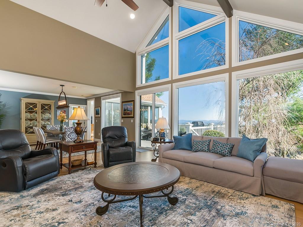 2 Spring Ridge Lane Hendersonville, NC 28739 - Photo 12 of 39 Gallery Image 12