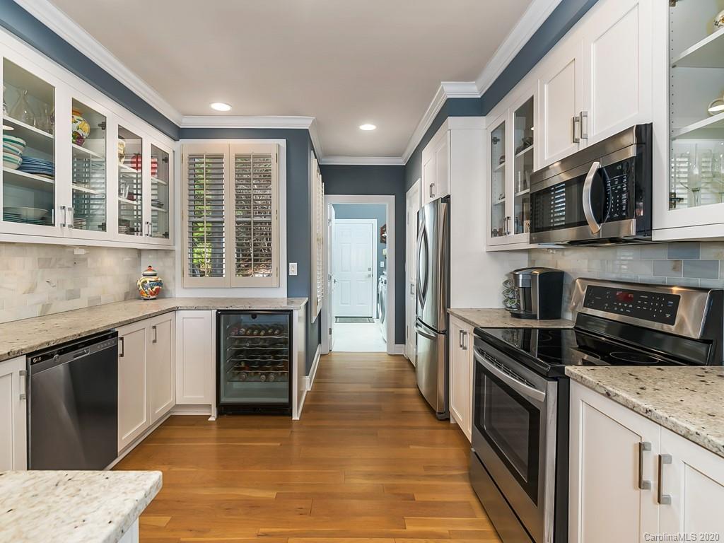 2 Spring Ridge Lane Hendersonville, NC 28739 - Photo 16 of 39 Gallery Image 16