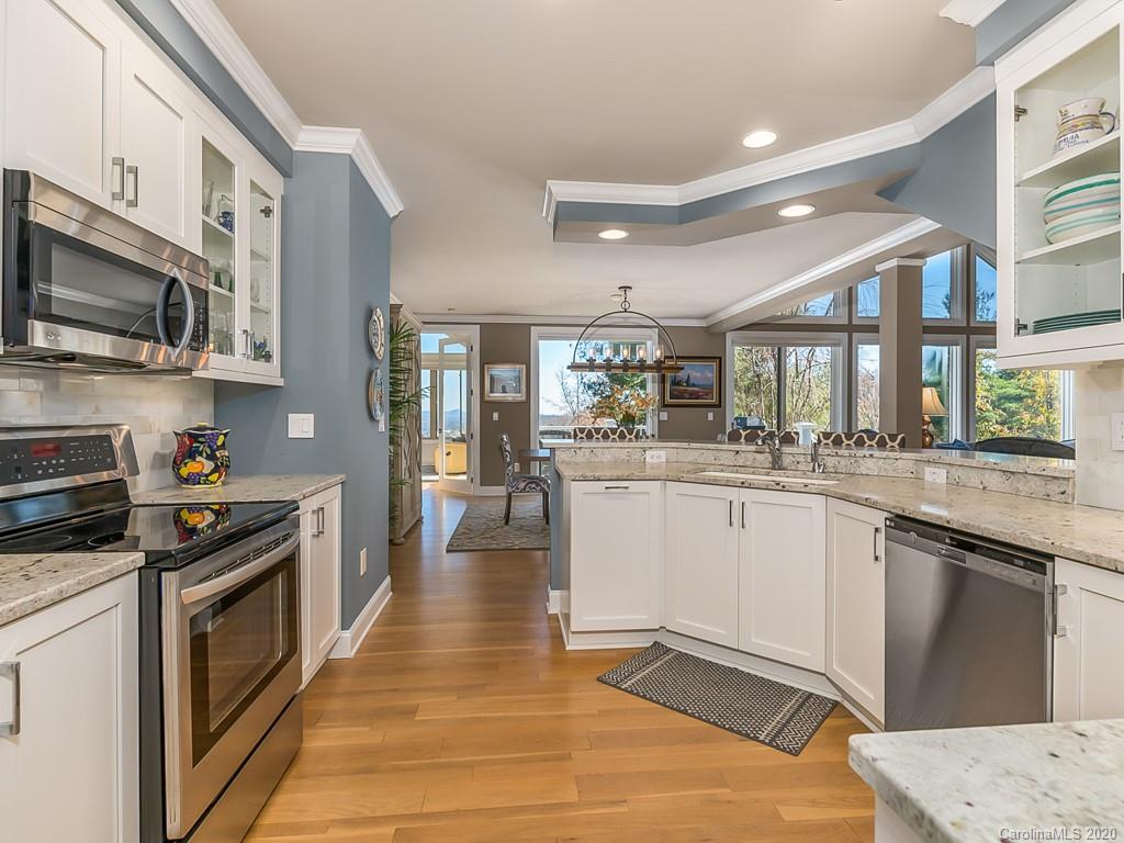 2 Spring Ridge Lane Hendersonville, NC 28739 - Photo 20 of 39 Gallery Image 20