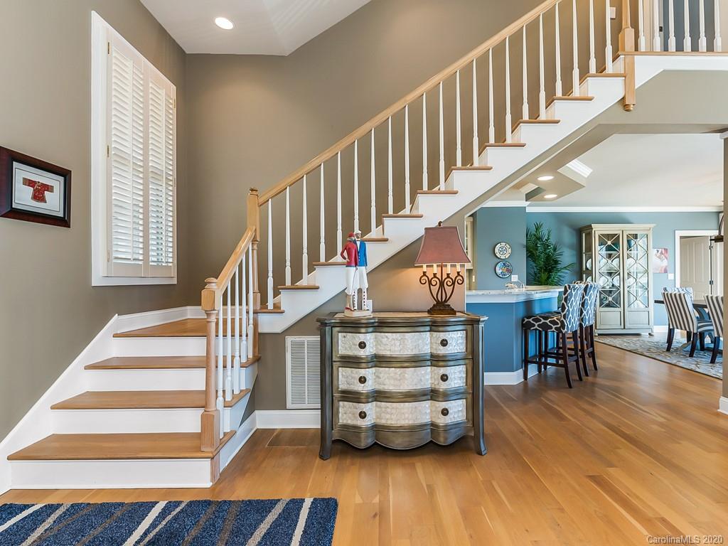 2 Spring Ridge Lane Hendersonville, NC 28739 - Photo 8 of 39 Gallery Image 8