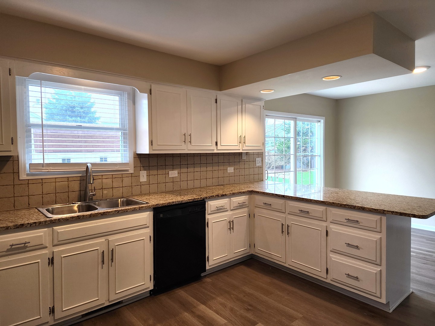 25060 Cashel Bay Road Manhattan, IL 60442 - Photo 6 of 15