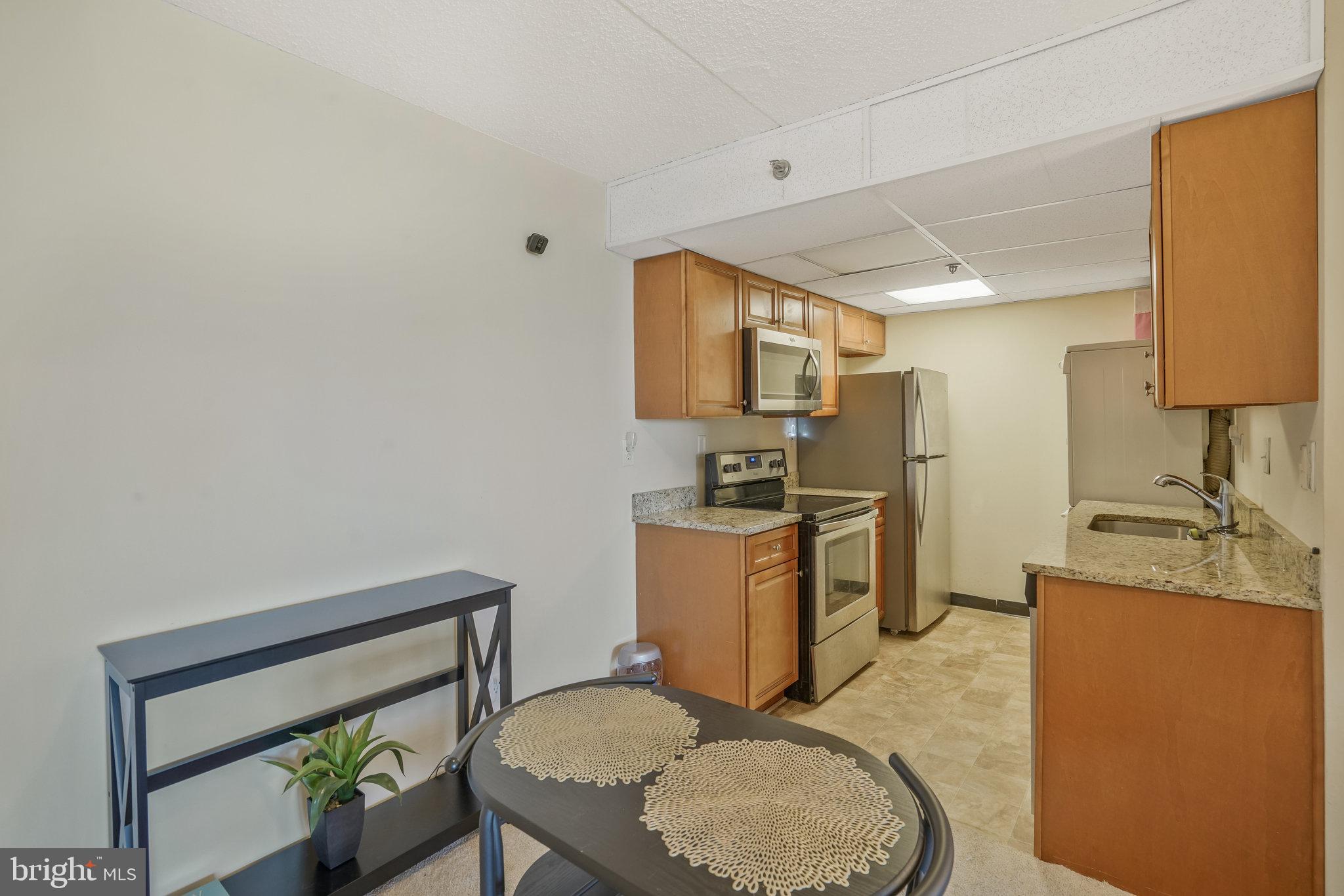 5911 Edsall Road, Unit 1009 Alexandria, VA 22304 - Photo 20 of 51