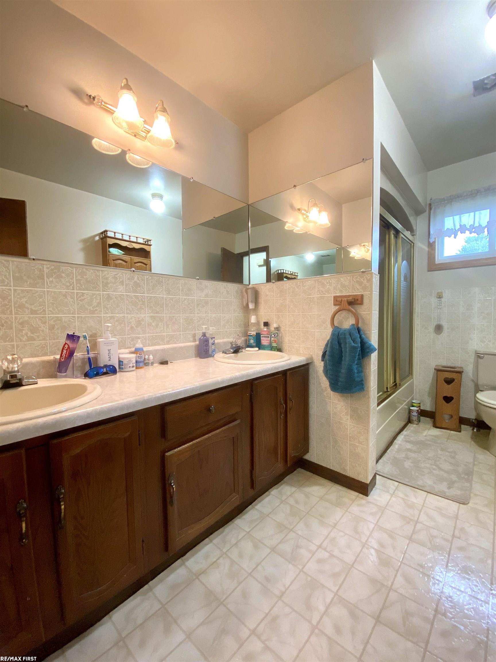17250 Armada Center Road Armada, MI 48005 - Photo 23 of 32