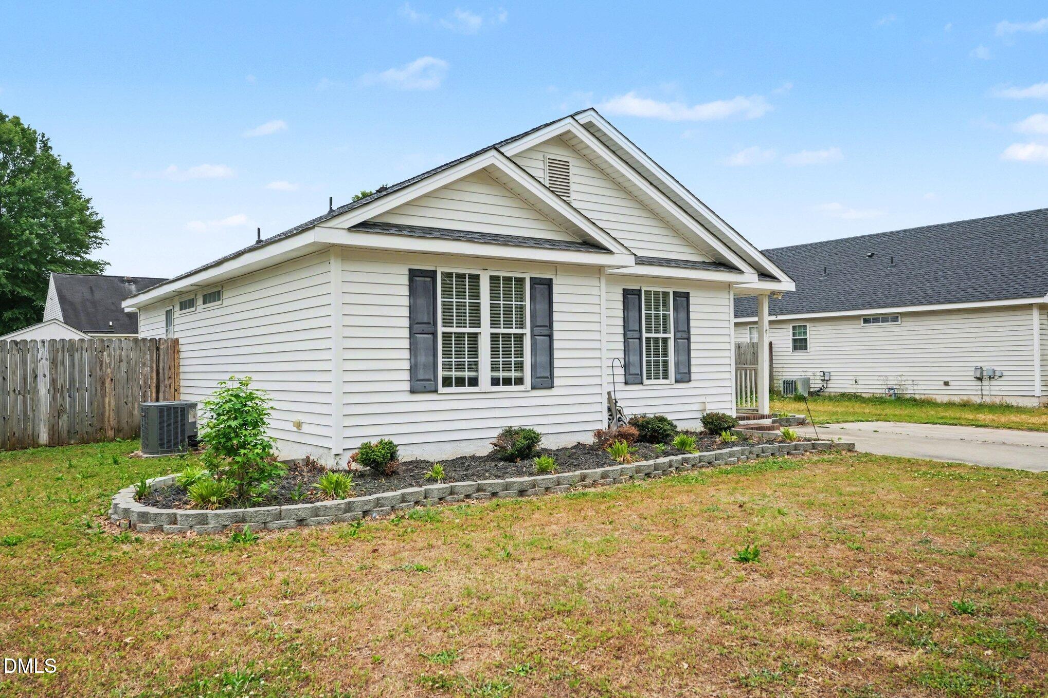 4116 Huntsmoor Lane Wilson, NC 27896 - Photo 4 of 37 004_file_6154