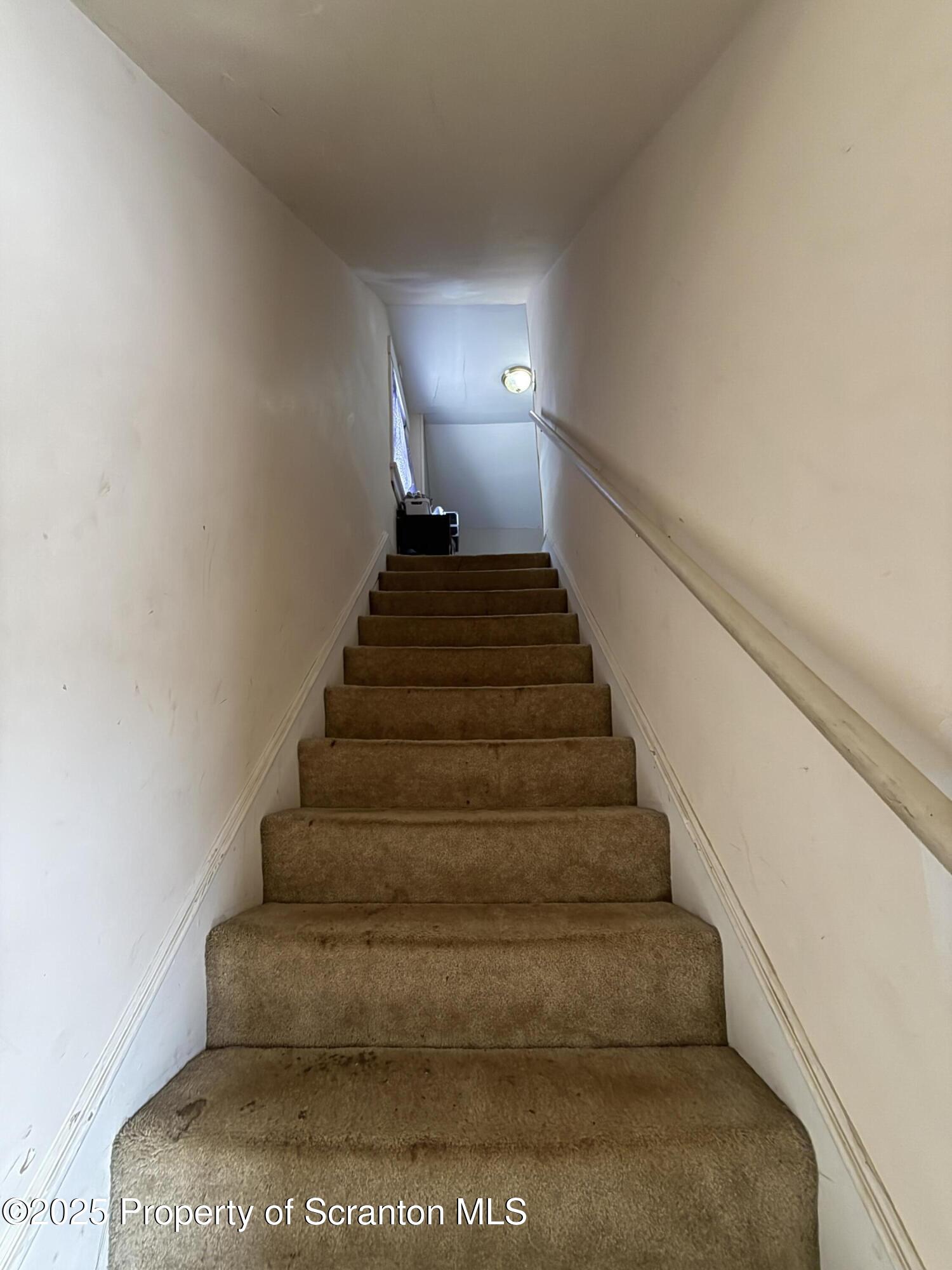 1325 Olive Street Scranton, PA 18510 - Photo 20 of 21 20250929_161446479_iOS