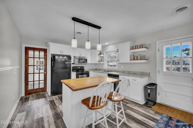 $349,900 | 111 Deerwood Drive, Wilmington, NC 28405