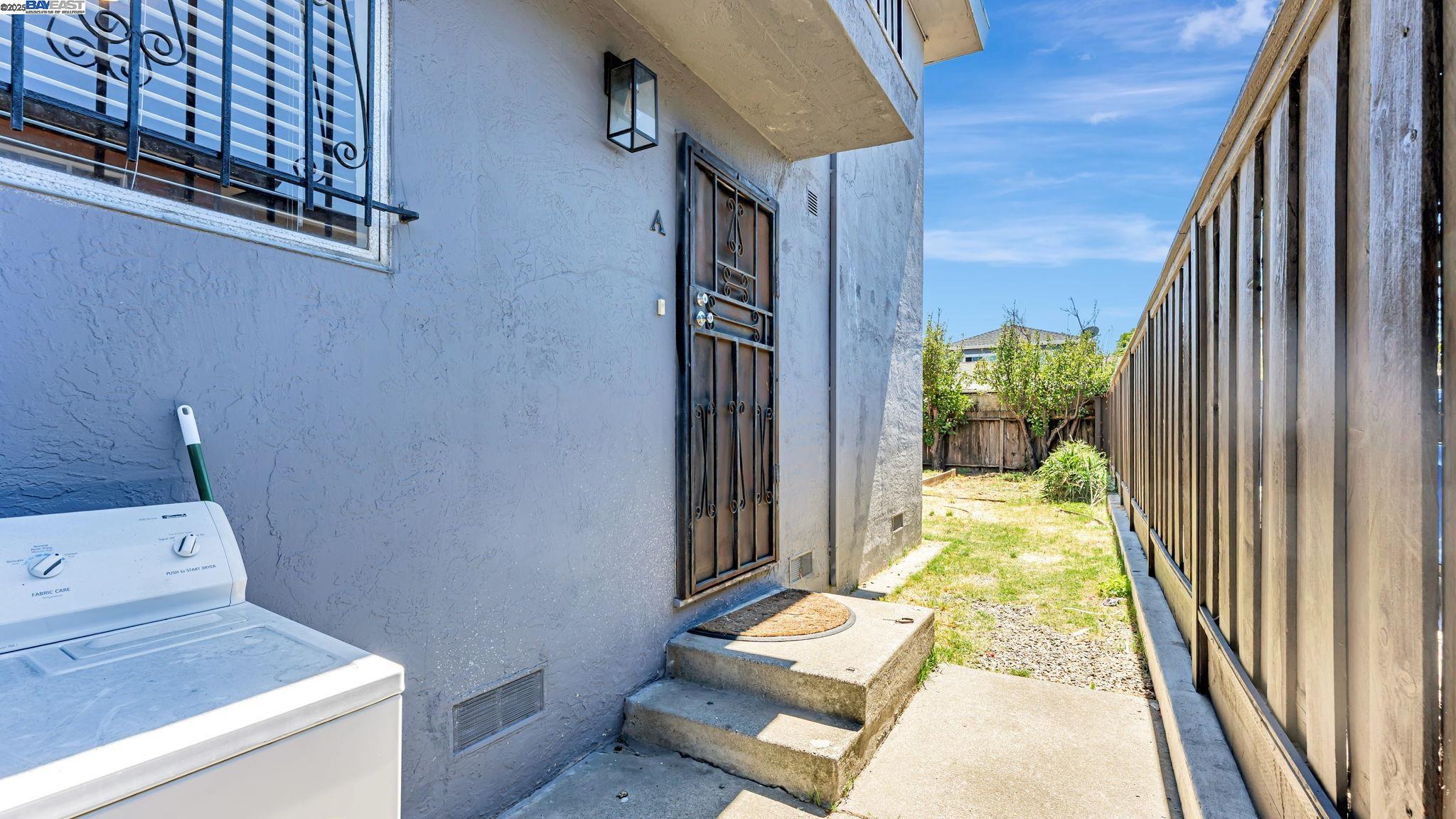 1250 95th Avenue Oakland, CA 94603 - Photo 46 of 50