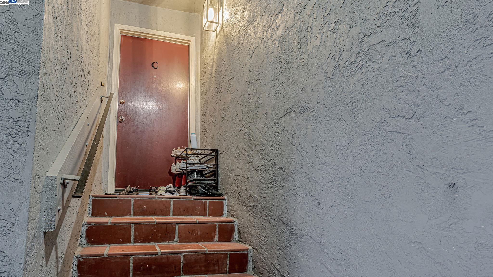 1250 95th Avenue Oakland, CA 94603 - Photo 5 of 50