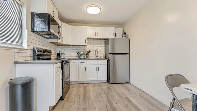 $799,999 | 1250 95th Avenue, Oakland, CA 94603