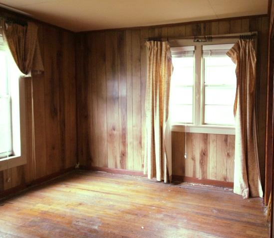 5402 Clemons Road Chattanooga, TN 37412 - Photo 6 of 11 LIVING ROOM CLEMONS 1