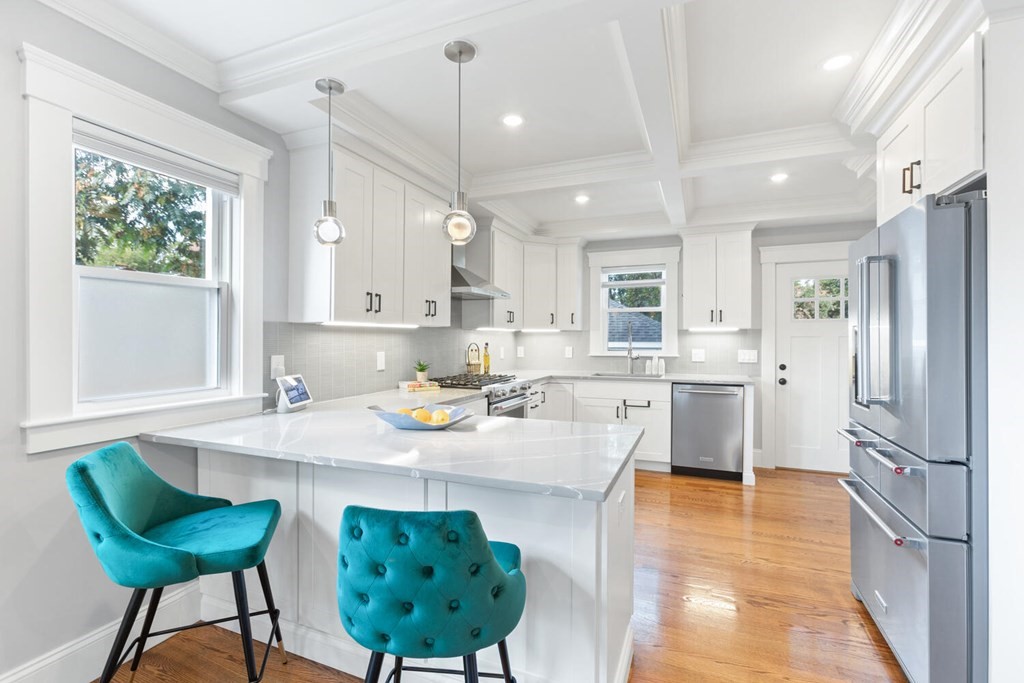 6 Rawson Road, Unit 1 Arlington, MA 02474 - Photo 12 of 31