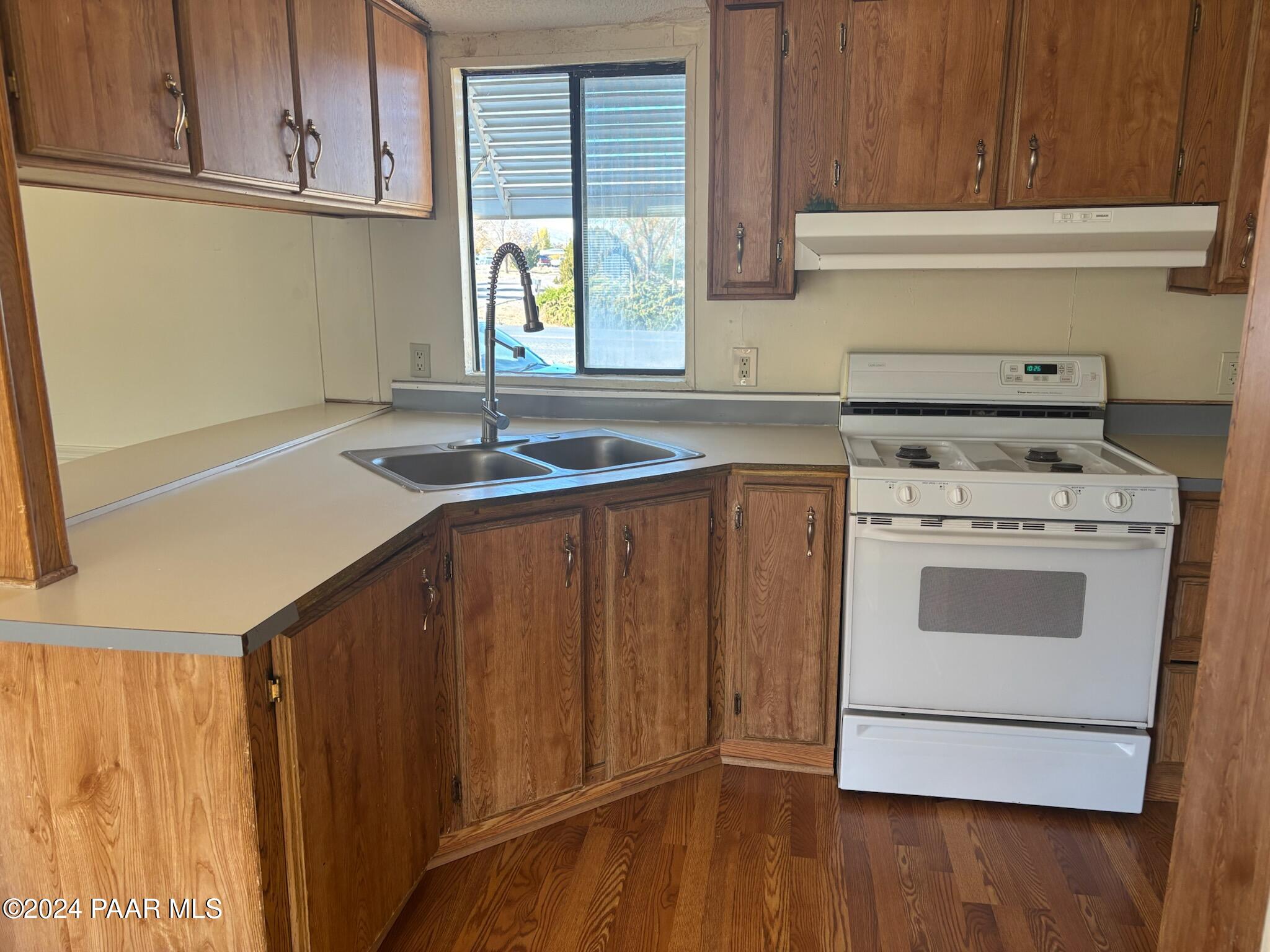 4857 North Ranger Road Prescott Valley, AZ 86314 - Photo 10 of 25 Kitchen Sink