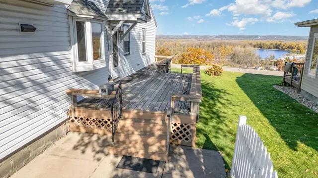 $325,000 | 1815 Grandview Avenue, Red Wing, MN 55066