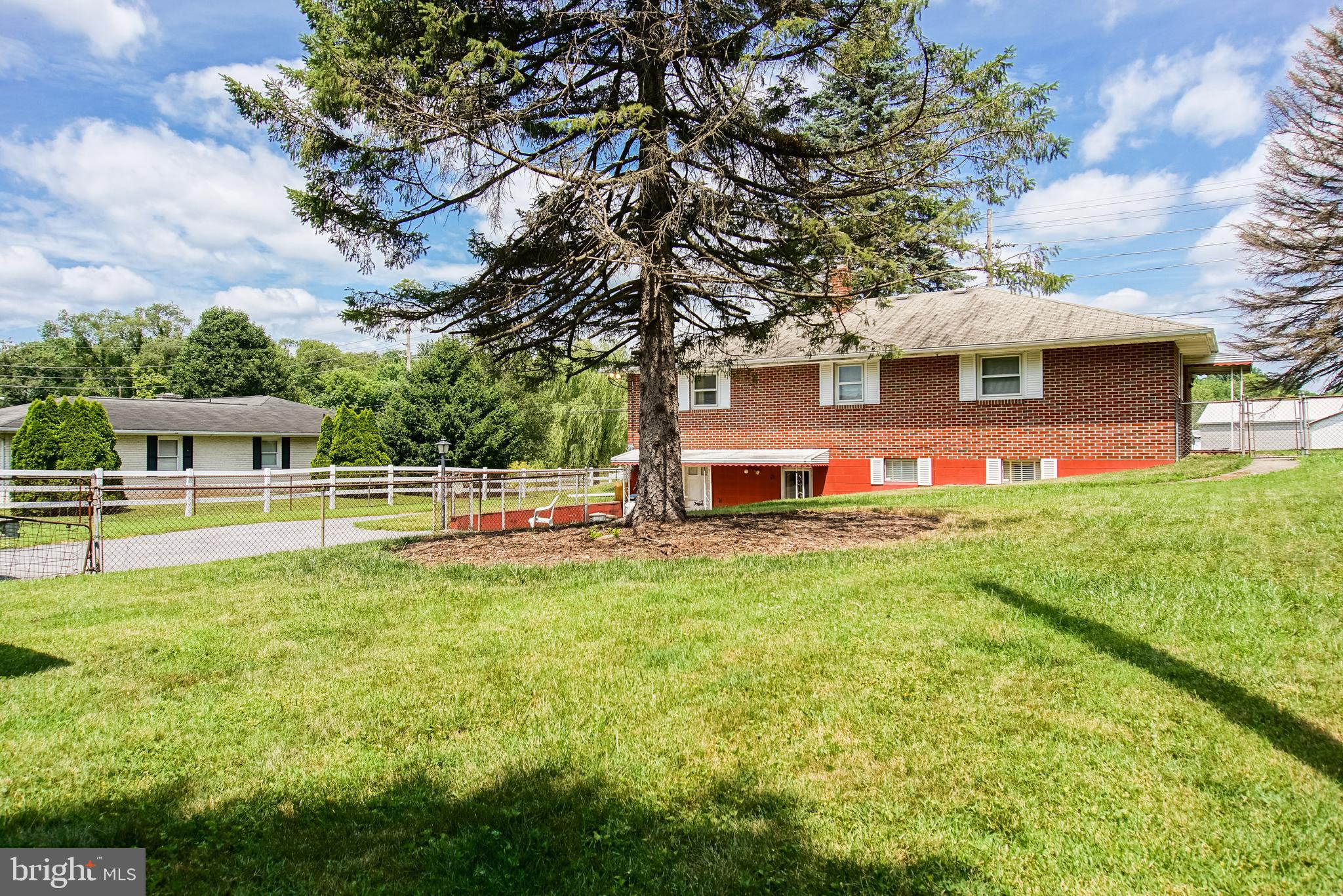 727 Security Road Hagerstown, MD 21740 - Photo 7 of 33 Gallery Image 7